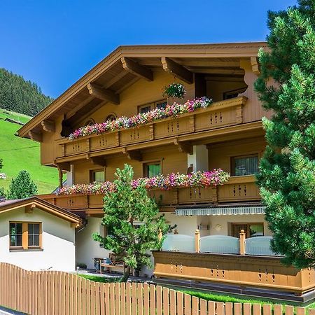 Haus Hochland Hotel Tux Ngoại thất bức ảnh